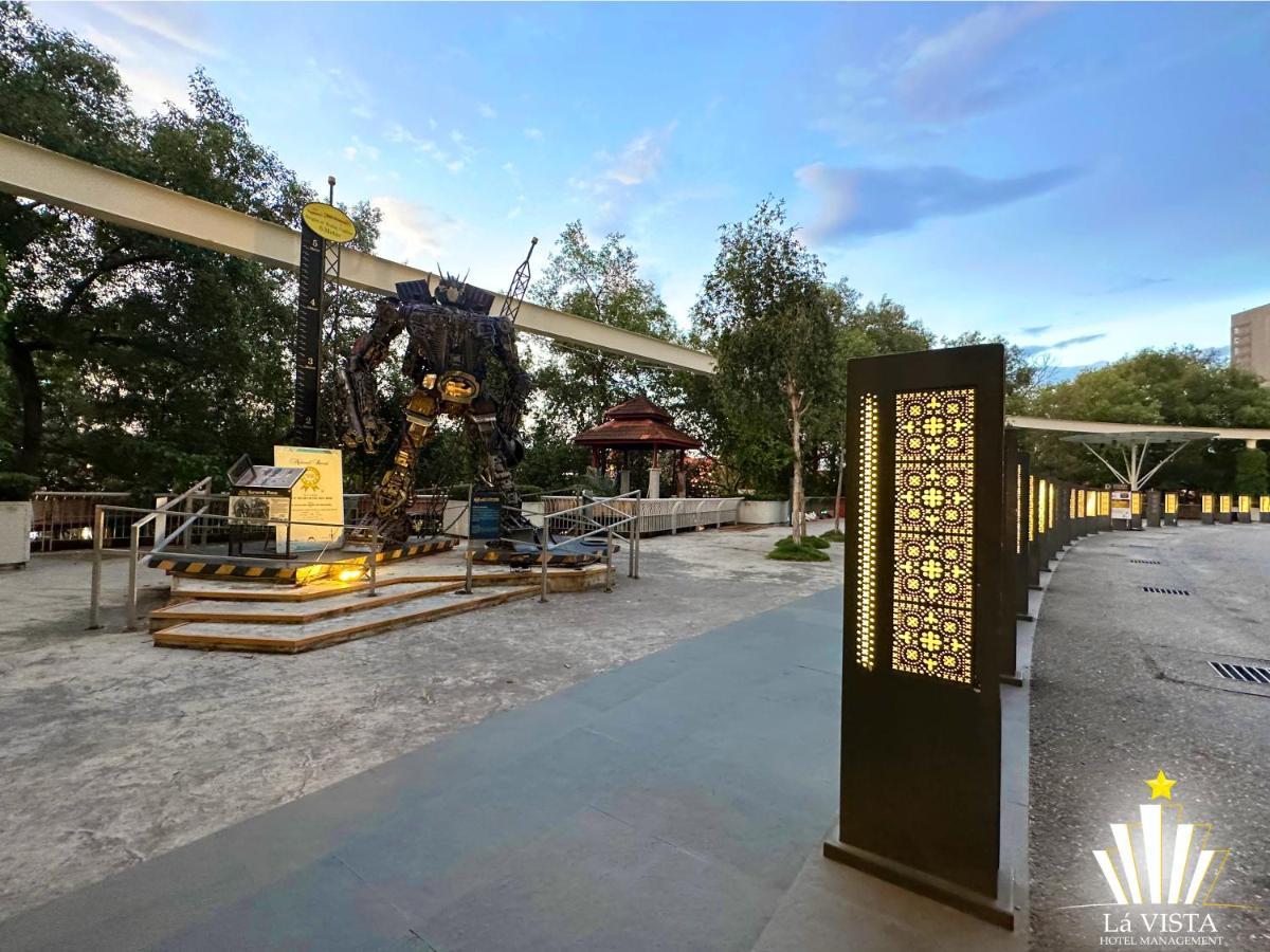 The Shore Hotel & Residences By La Vista ملقا المظهر الخارجي الصورة
